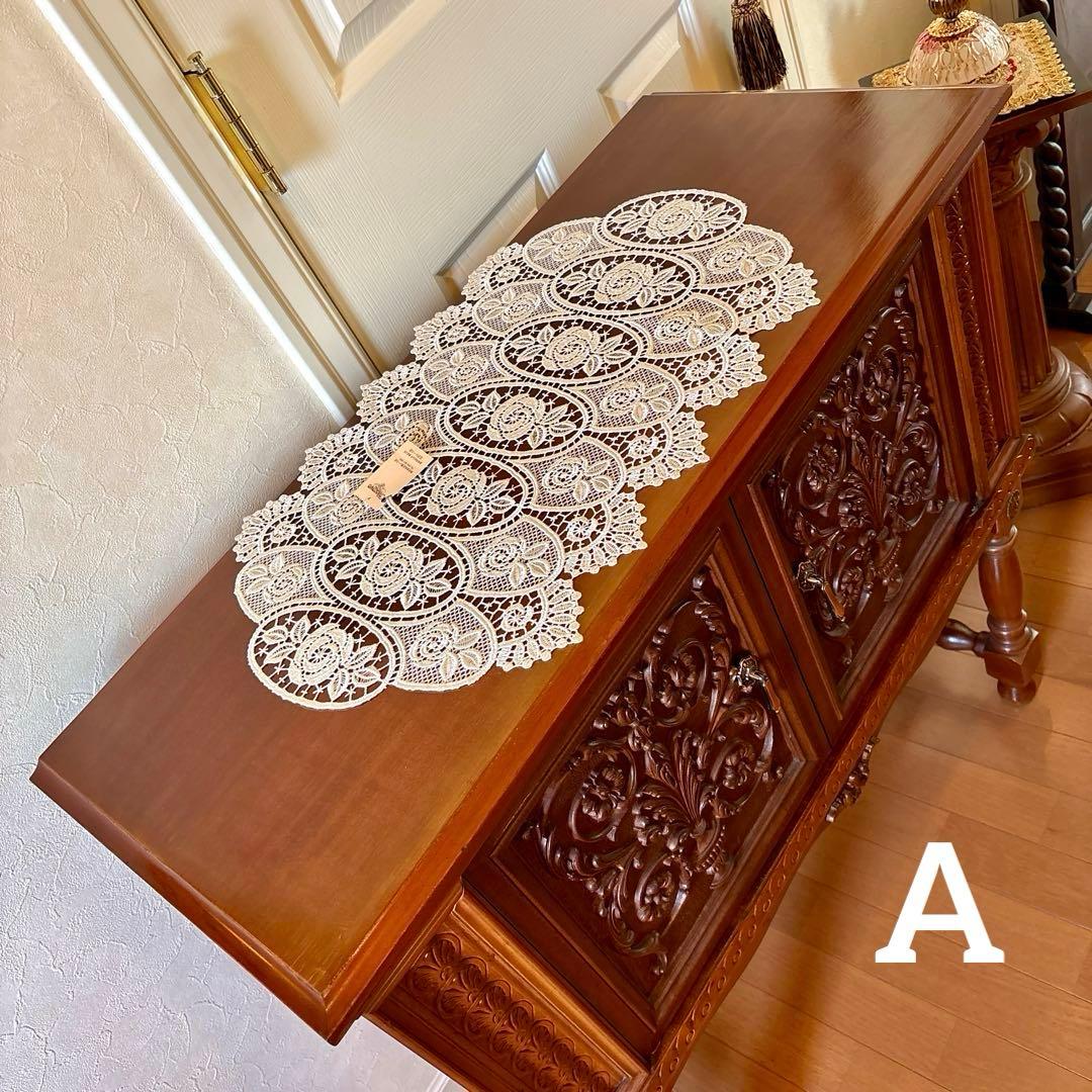 イタリア製 アンティーク彫刻サイドボード(ドイリー付き)天使の絵画はオマケ☆