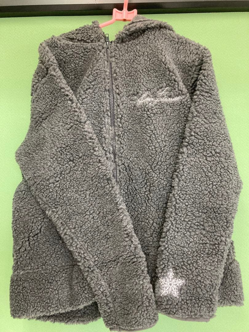 【B'z】新品 フレンズ ボア パーカー Sサイズ
