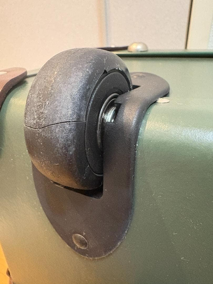 グローブトロッター　スーツケース　55cm×40cm×18cm