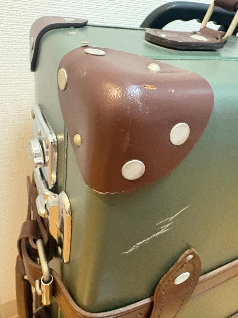 グローブトロッター　スーツケース　55cm×40cm×18cm