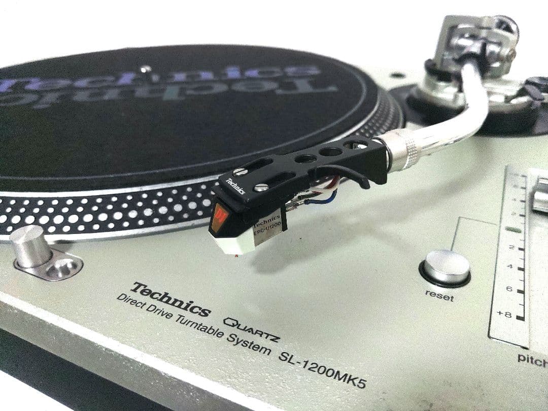 Technics SL-1200MK5　ターンテーブル 名機　DJ機材