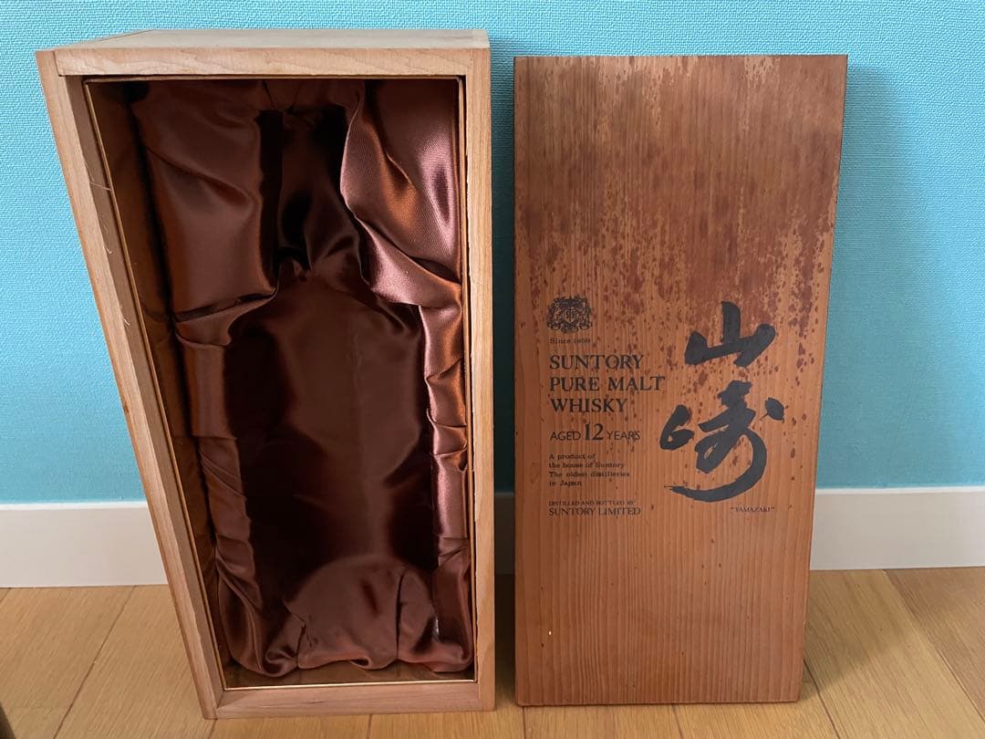 サントリーピュアモルトウイスキー 山崎 12年木箱入り 760ml
