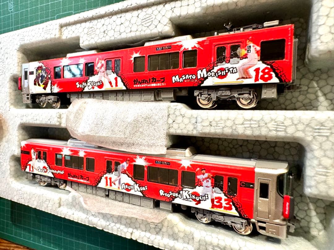 227系　カープラッピング　広島　227系0番台　KATO レッドウイング