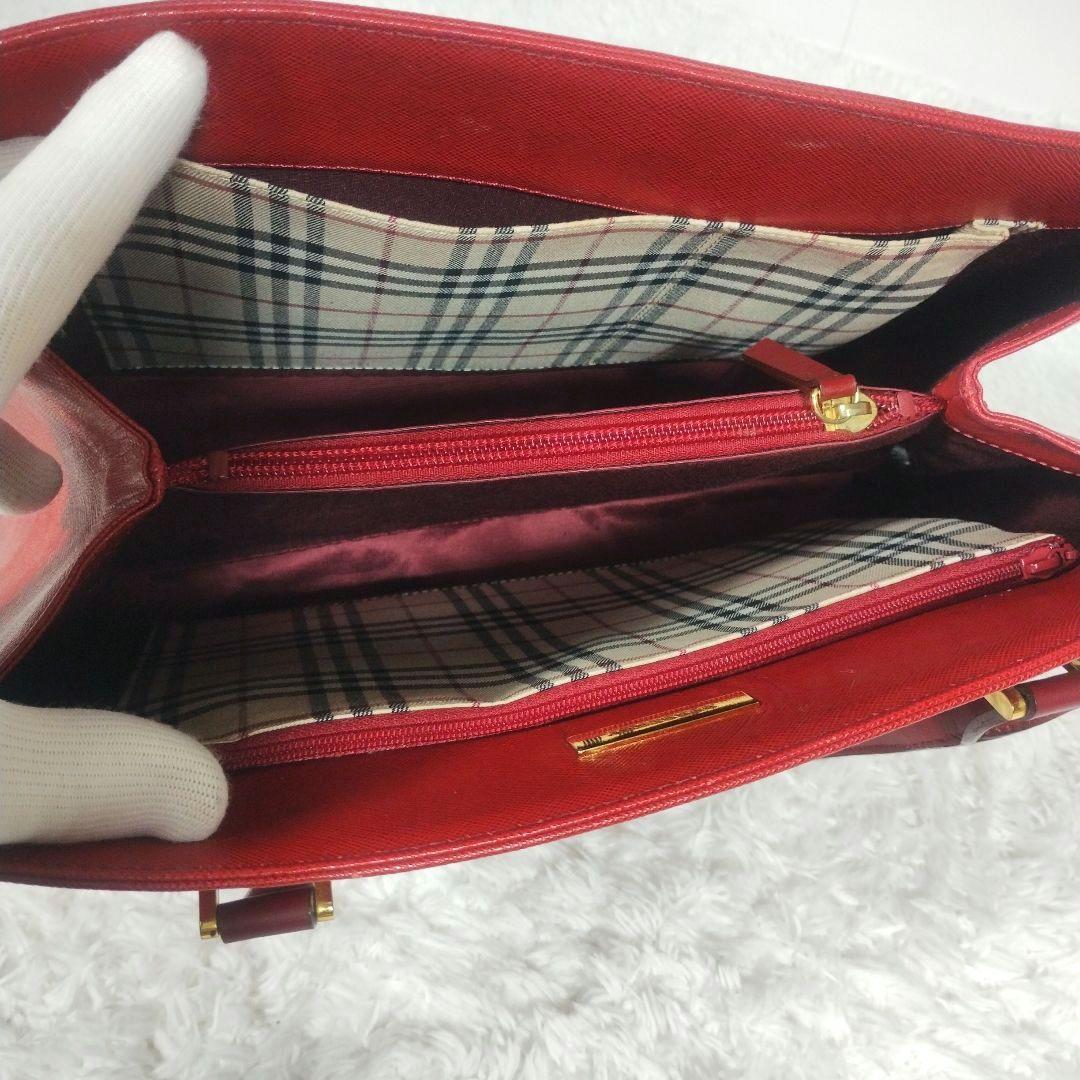 BURBERRY レザー ハンドバッグ メタルロゴ 赤 ノバチェック A4可