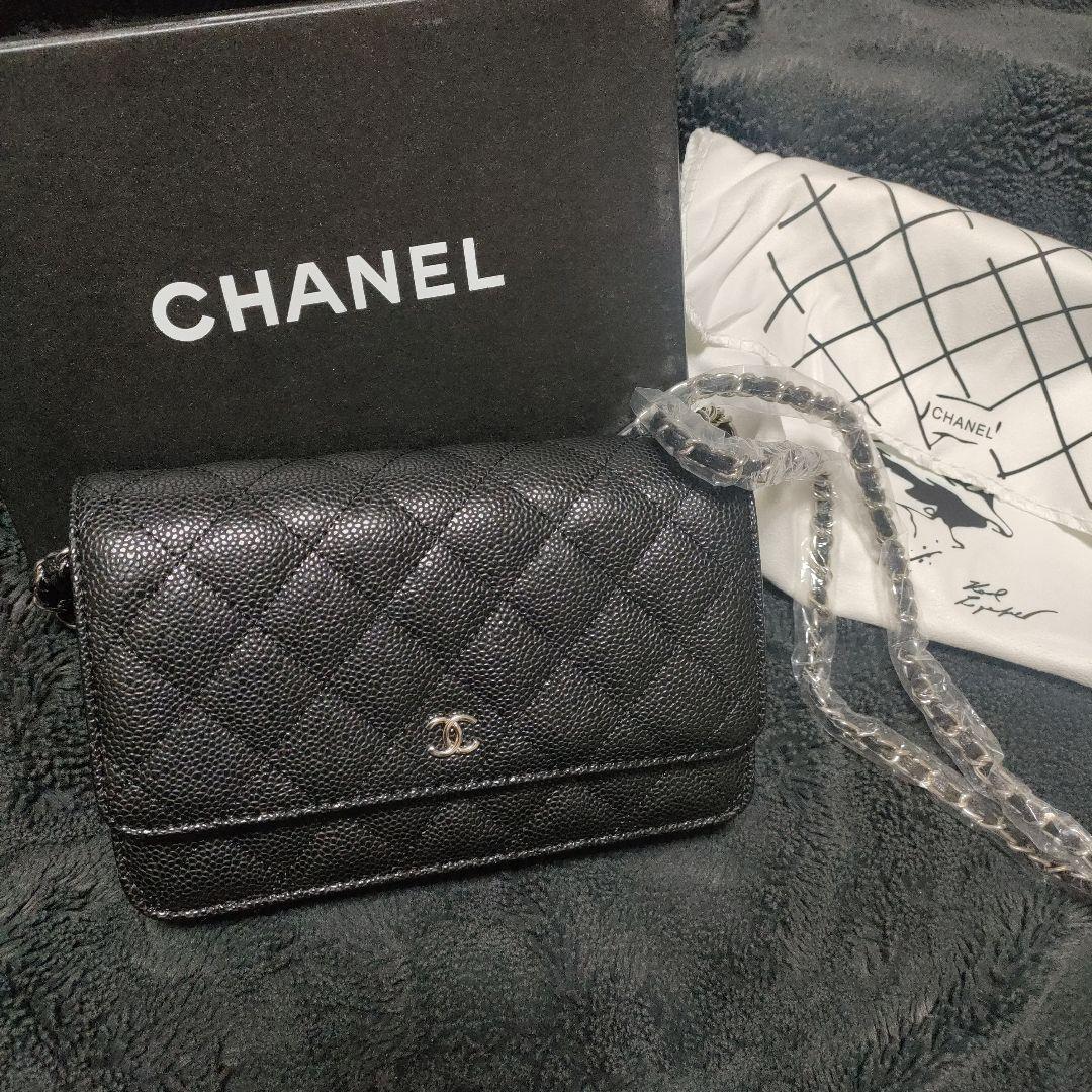 CHANEL ウォレットチェーンショルダー ノベルティ シルバー