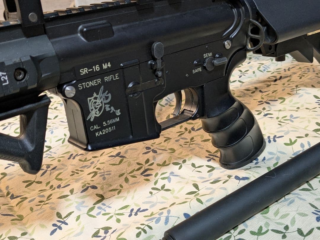 東京マルイ スタンダード電動ガン ＳＲ１６