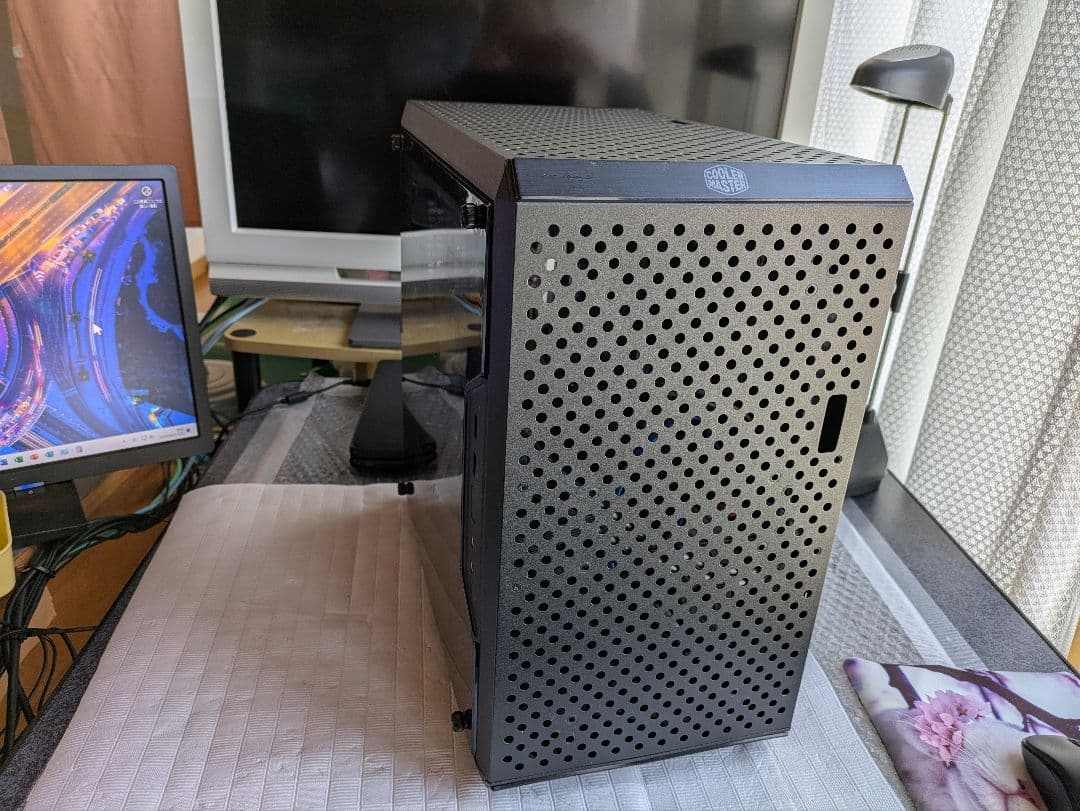 №124、Win11そっくりのQ4OS、i7_2700K、M8GB、SSD