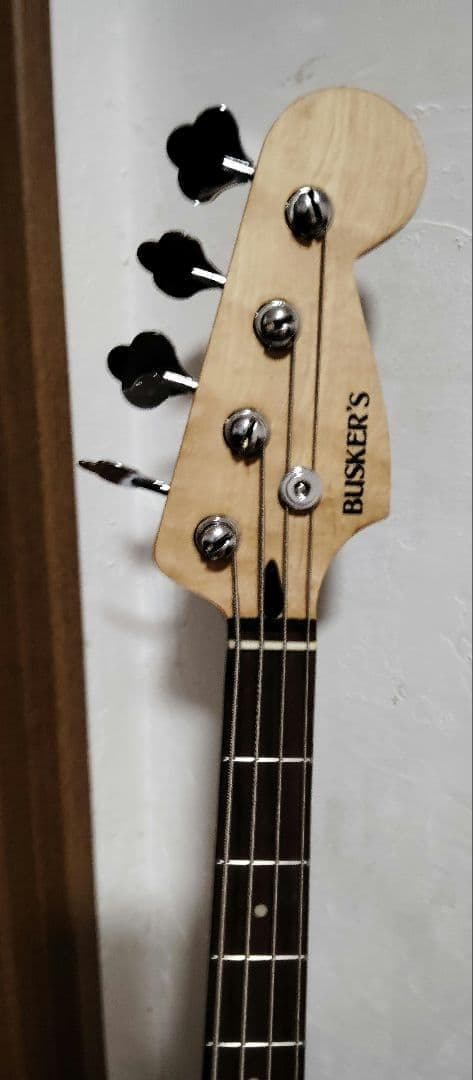 木*な様 ジャズベース レッド BUSKER’S ケース付き