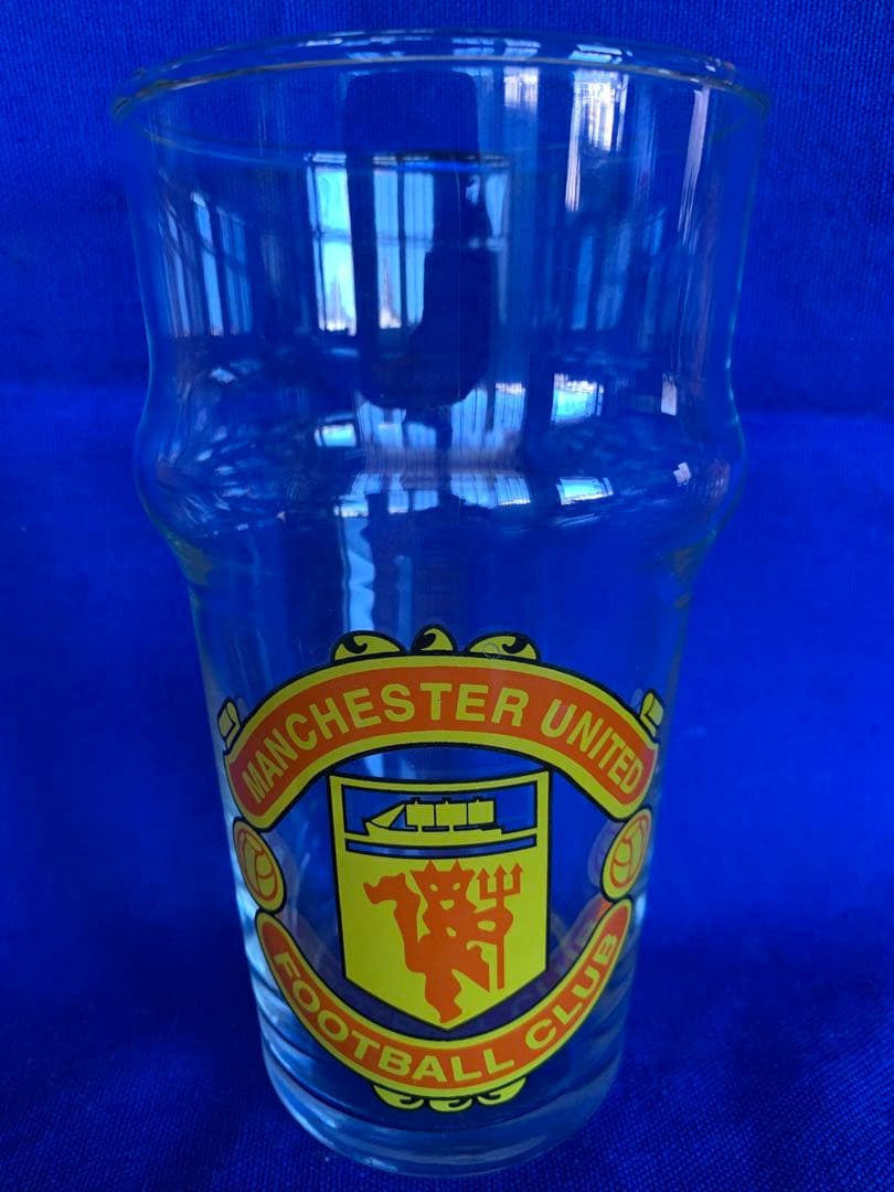 マンチェスター・ユナイテッド パイントグラス 旧ロゴは希少