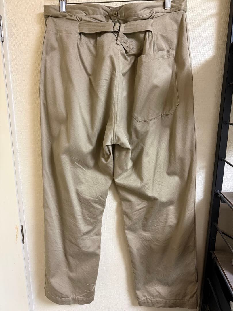 comoli コットンチノオーバーパンツ　3