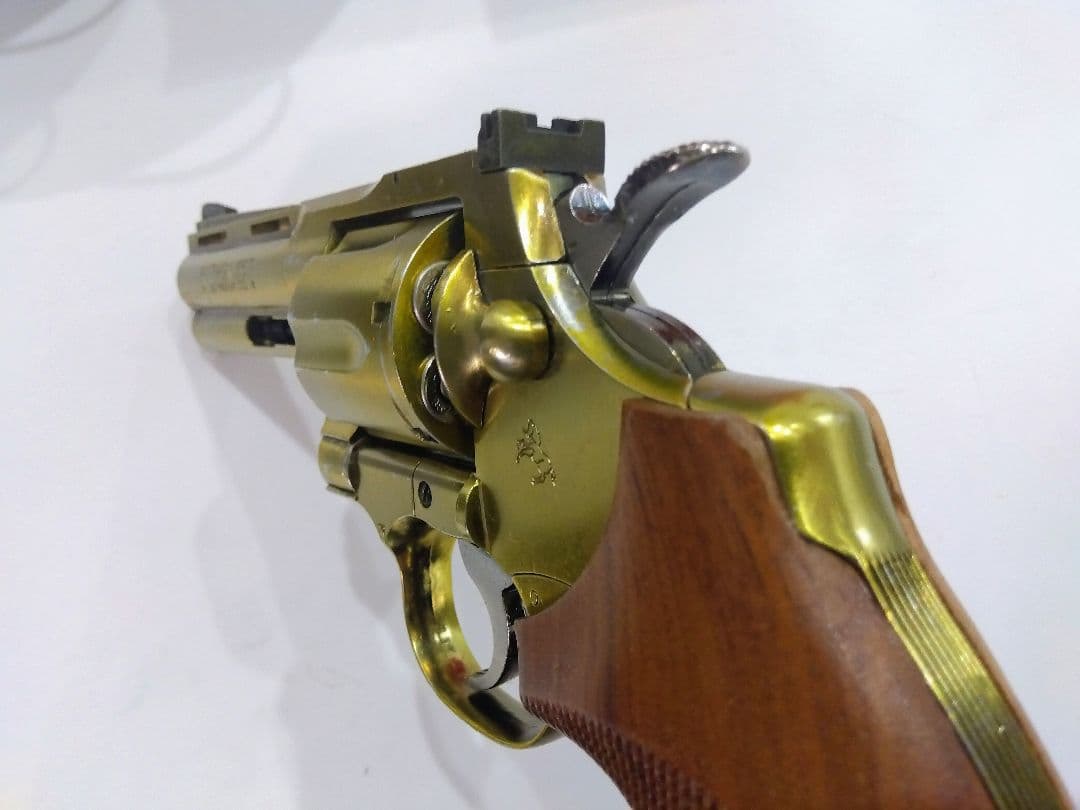 コクサイ コルトパイソン 357MAGNUM　４インチモデルガン (絶版品）