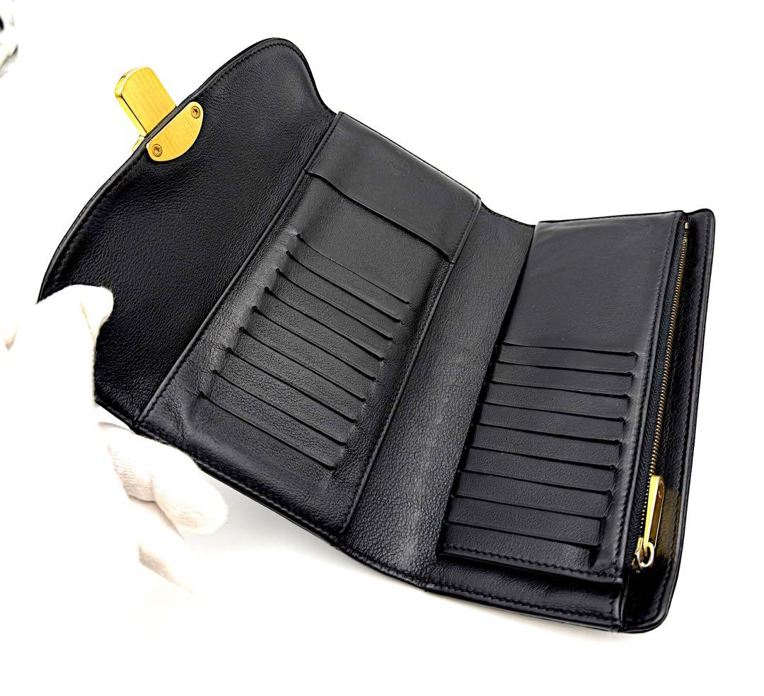 LOUIS VUITTON マヒナ ポルトフォイユイリス 財布