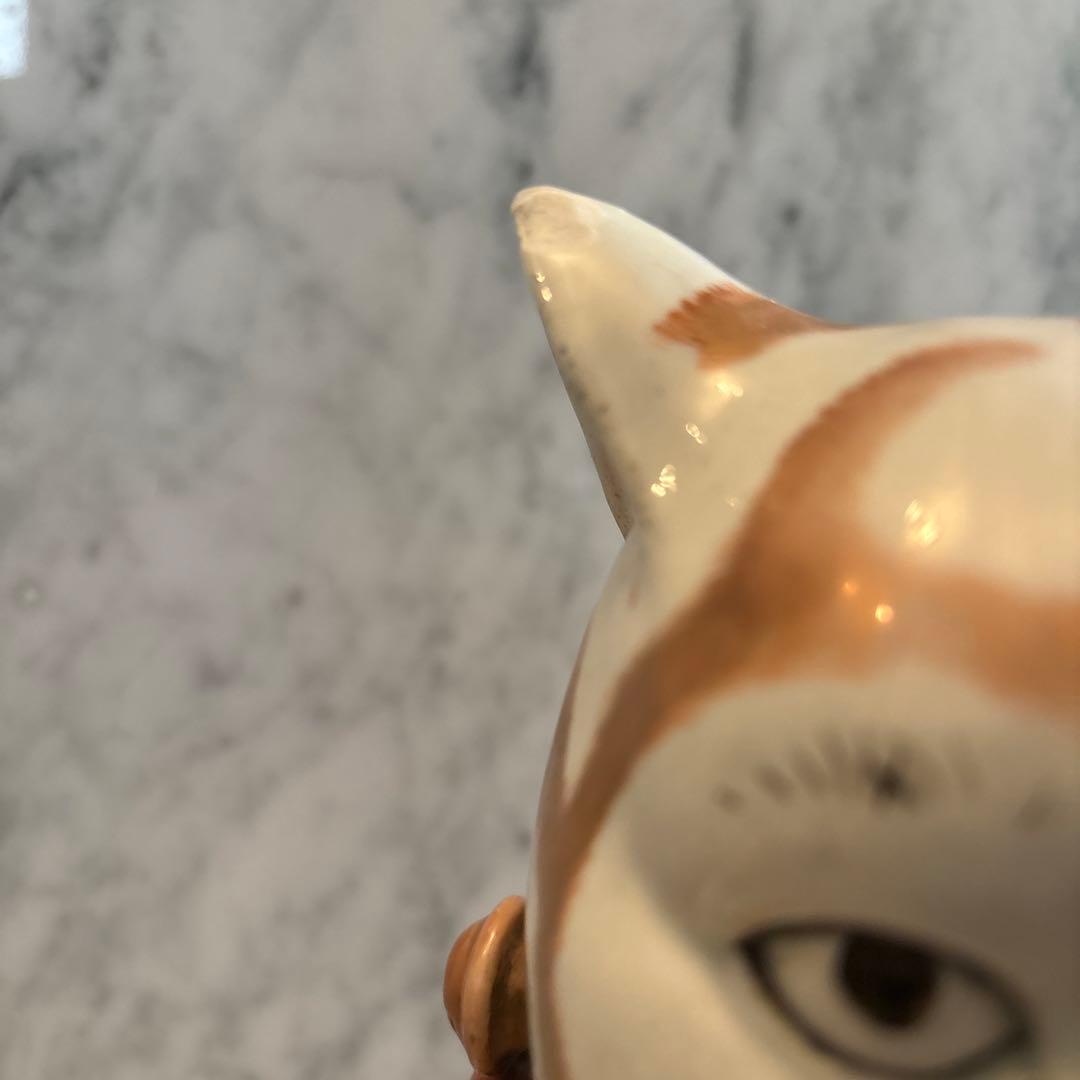 むち様アンティーク九谷焼妖艶な瞳や九谷焼独特の金彩や色彩が美しい存在感抜群招き猫