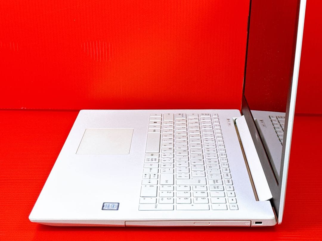 すぐ使える Win11 i5 第8世代SSD256 バッテリー良好！