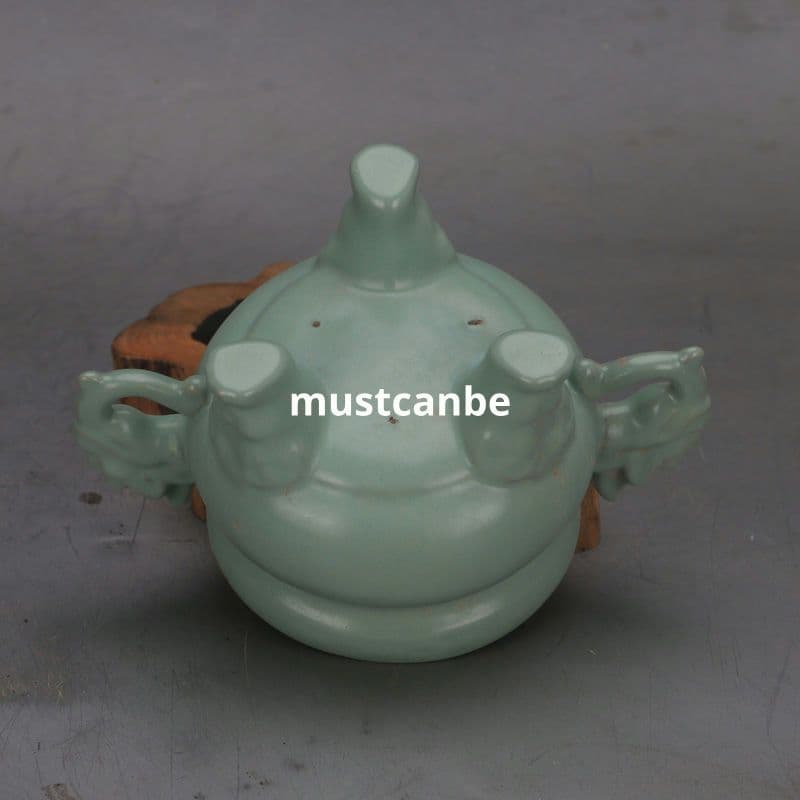 宋汝窯清涼寺青釉猊下透かし香炉 室内薫香炉 現代工芸品 置物