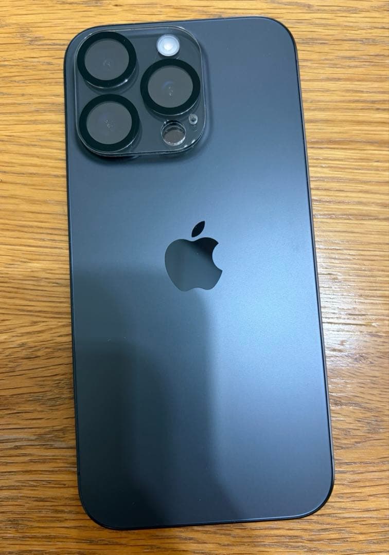 【美品】iPhone 15 Pro ブラックチタニウム 128GB