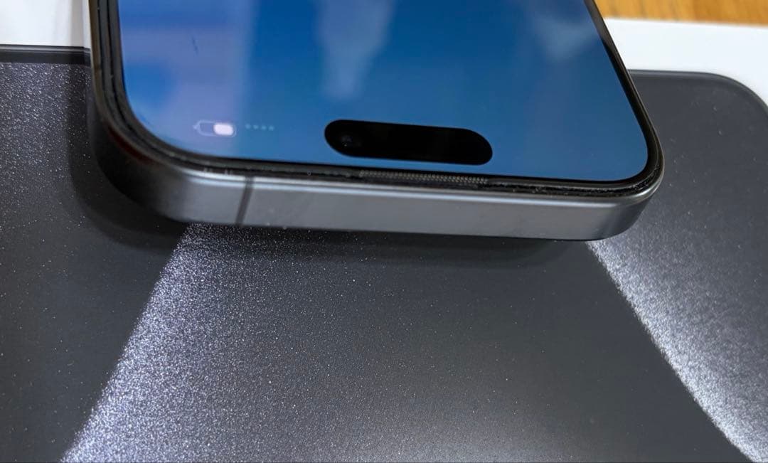 【美品】iPhone 15 Pro ブラックチタニウム 128GB