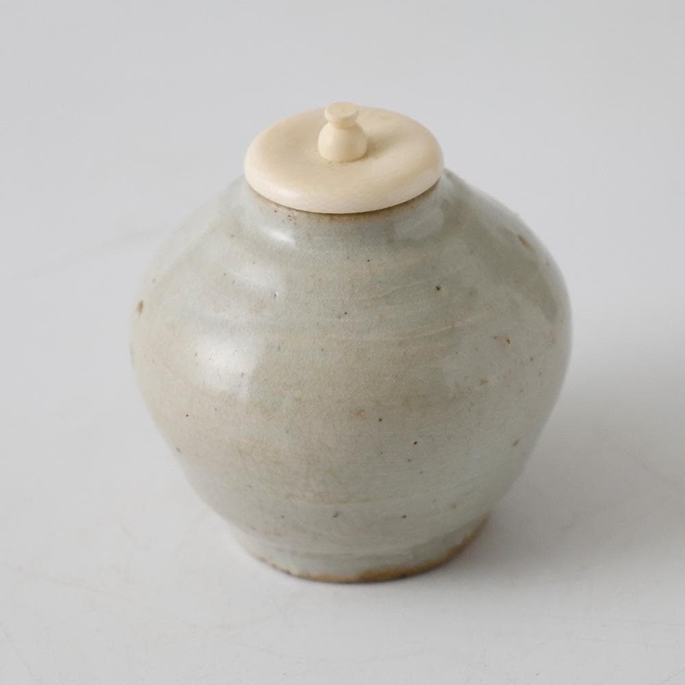 時代 朝鮮美術 李朝 茶入 李朝白磁 時代箱 茶道具 小壷 古玩仕覆黄布 げ蓋