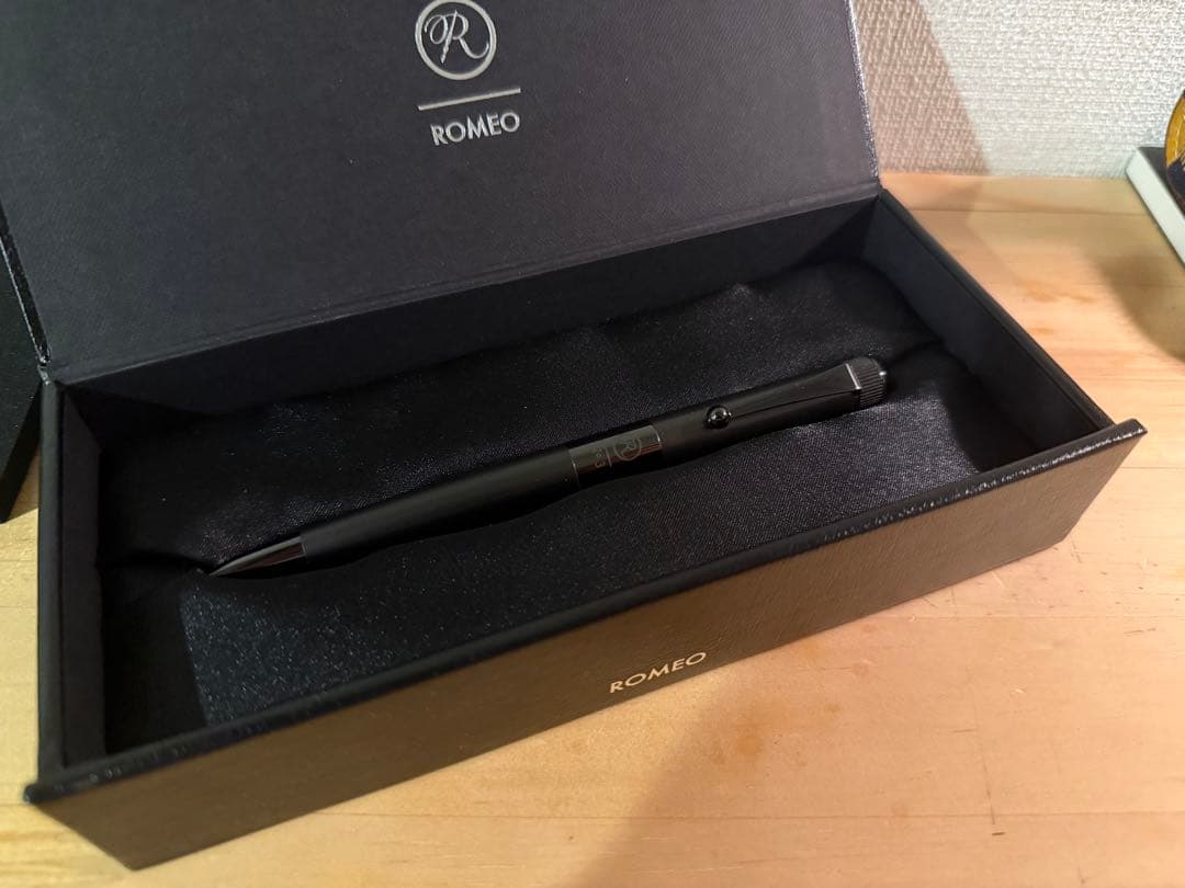 伊東屋 ロメオ ROMEO No.3 ファインブラッシュ ガンメタル　ボールペン