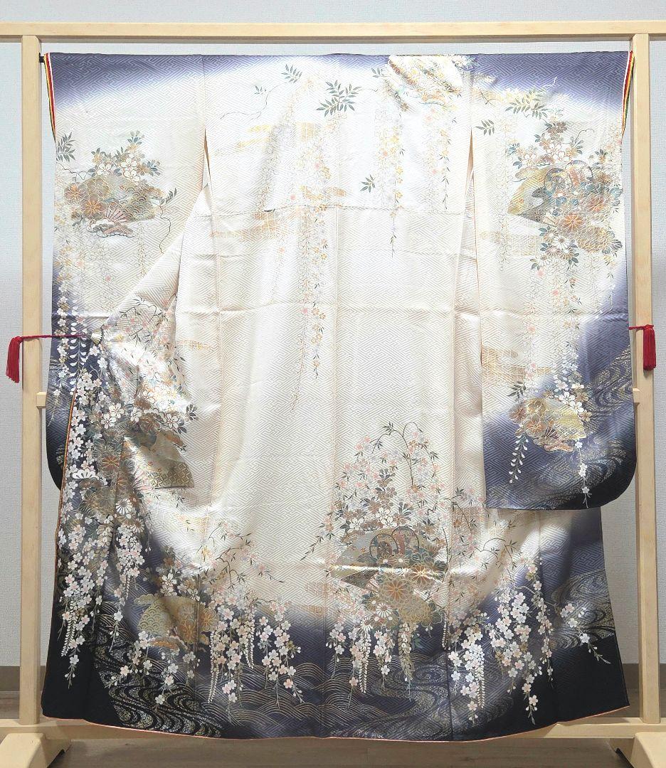 B◆着物くつろぎ やまと誂製 かわいい花模様 金彩 袷 正絹 成人式 振袖 着物