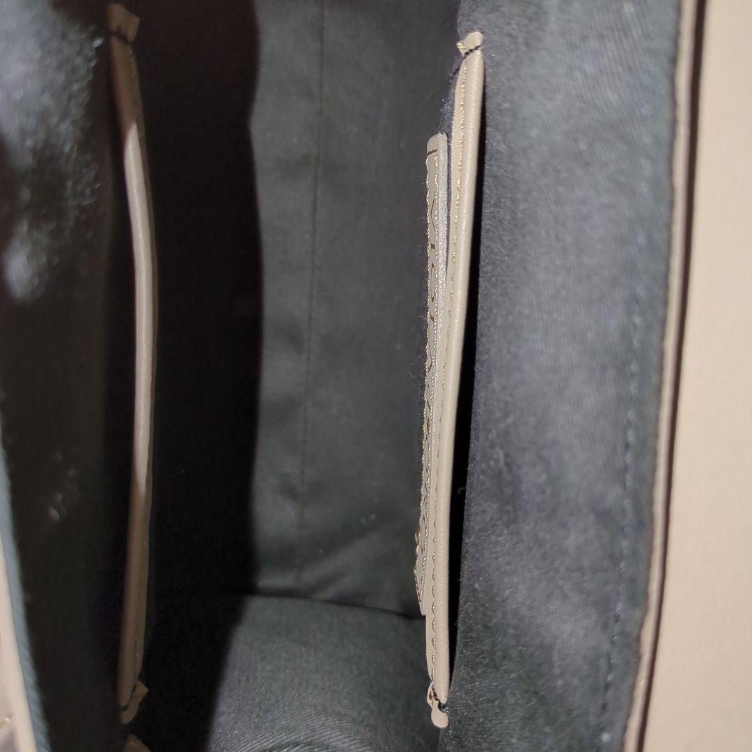 【美品】ヴィオラドーロ ハンドバッグ ベージュ TRERO / V-1514