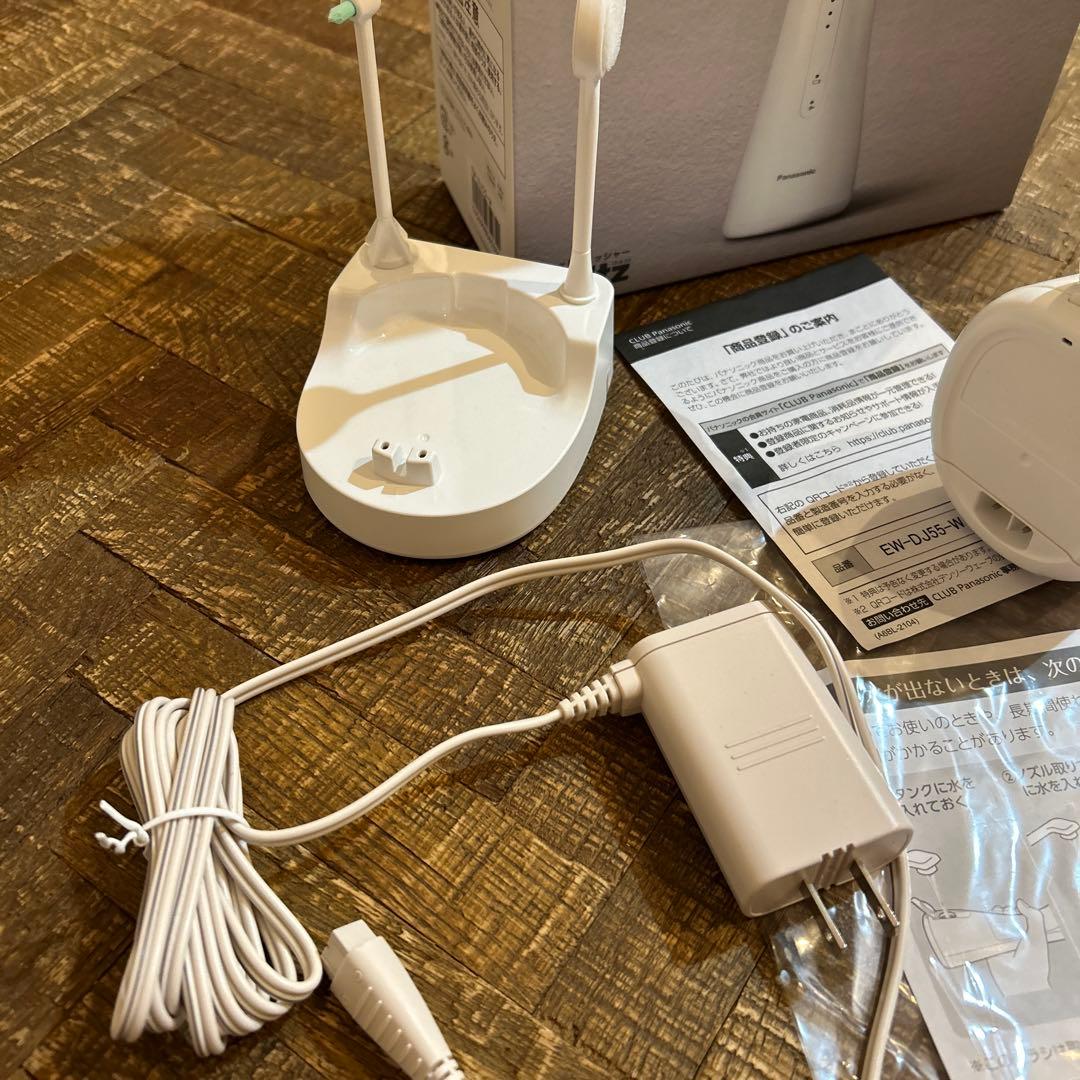 匿名配送　Panasonic EW-DJ55-W ドルツ　ジェットウォッシャー