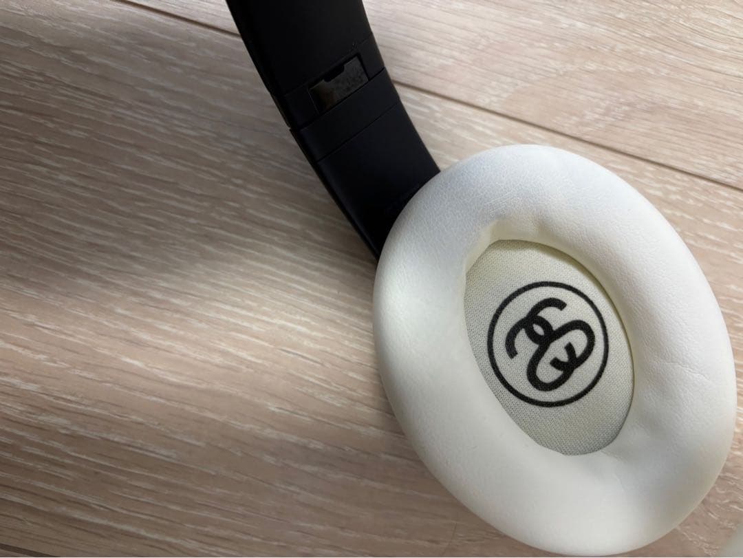 STÜSSY & BEATS STUDIO PRO HEADPHONES