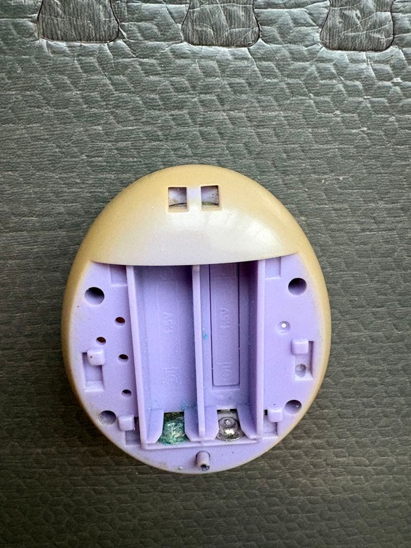 たまごっち iDL 15th Anniversary ver ロイヤルパープル