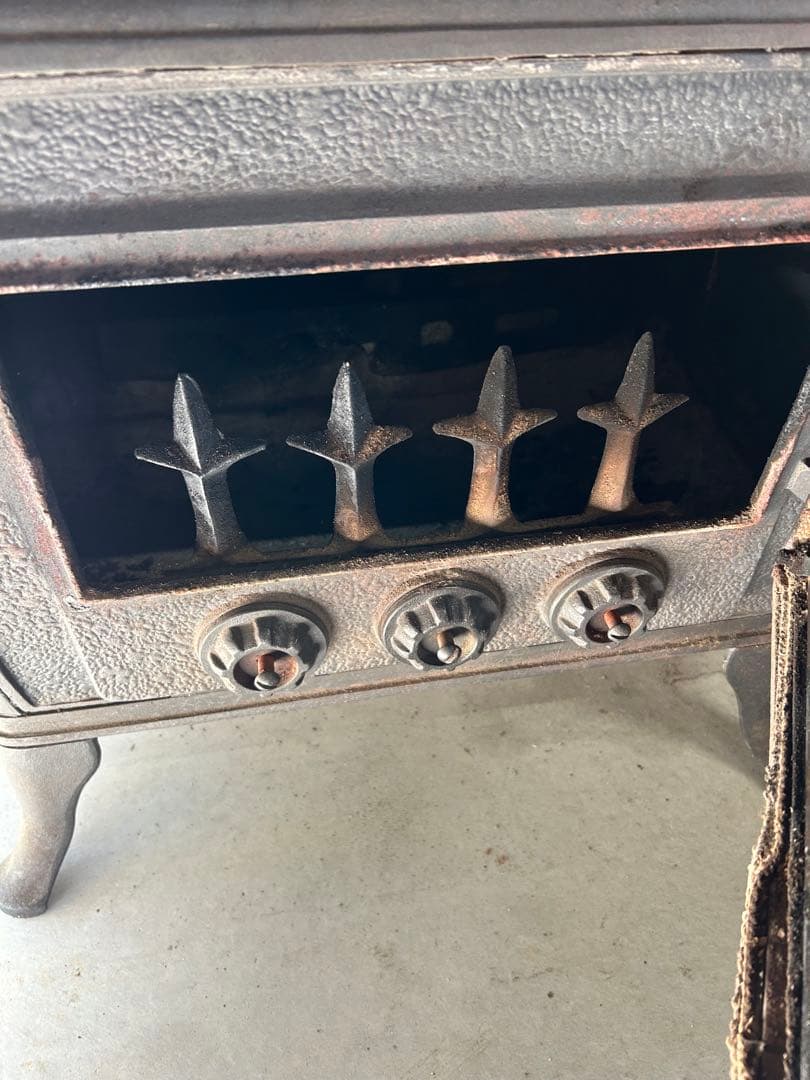 鋳鉄製薪ストーブ 4バーナー ハンドル付き　引き取り限定！