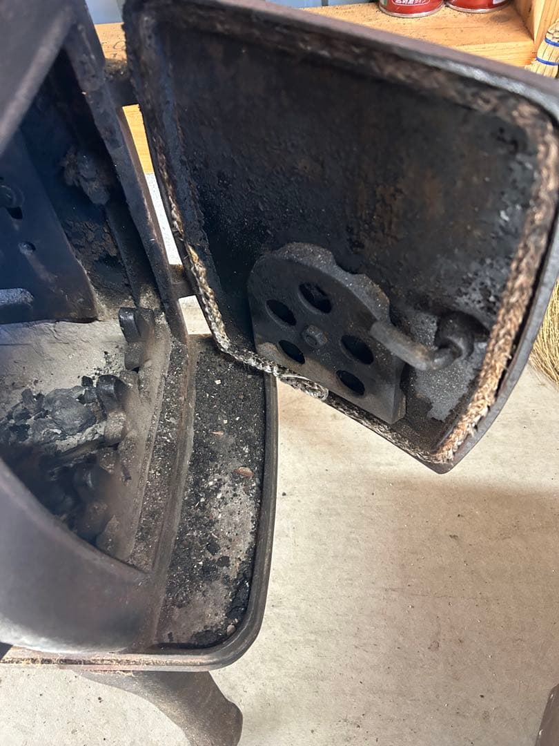 鋳鉄製薪ストーブ 4バーナー ハンドル付き　引き取り限定！