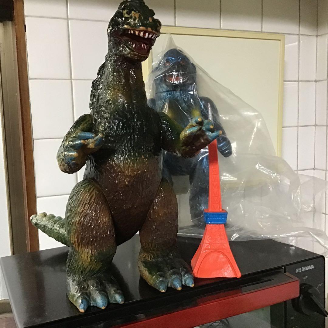 ブルマァク 当時物　ジャイアントゴジラ　約30cm 東京タワー付き　プロフ必読