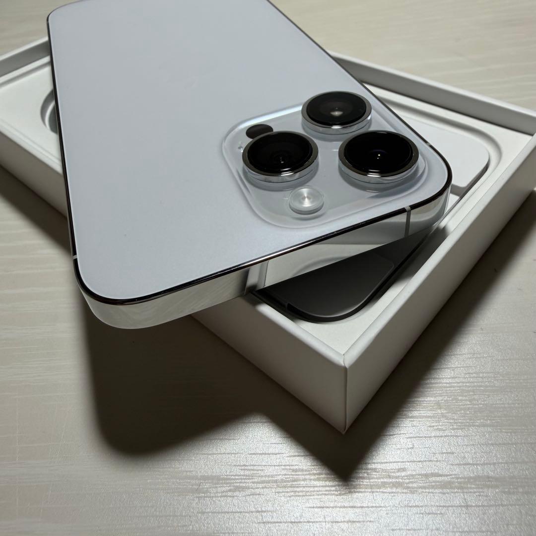 iPhone 14 Pro Max 256GB シルバー SIMフリー