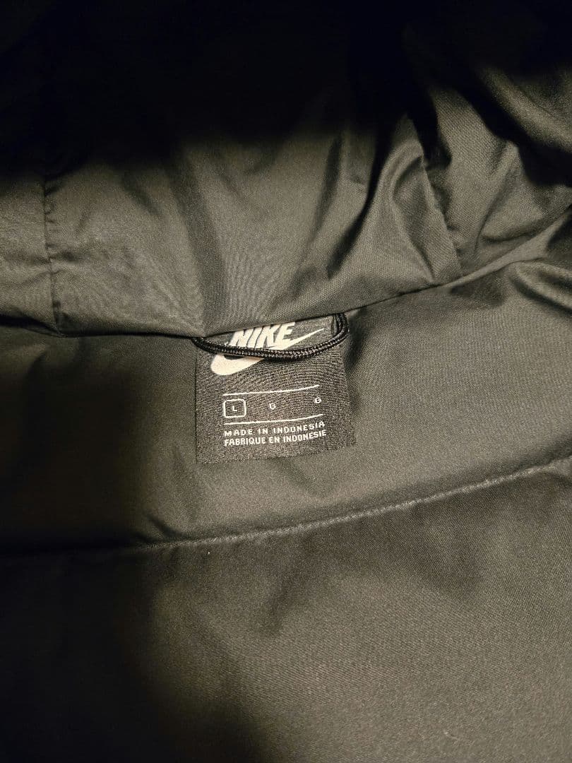 NIKEベンチコート