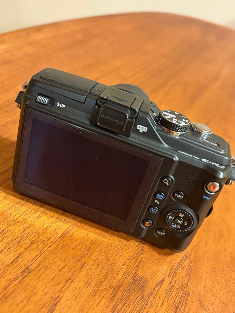 【OLYMPUS】 PEN E-PL2 ブラック