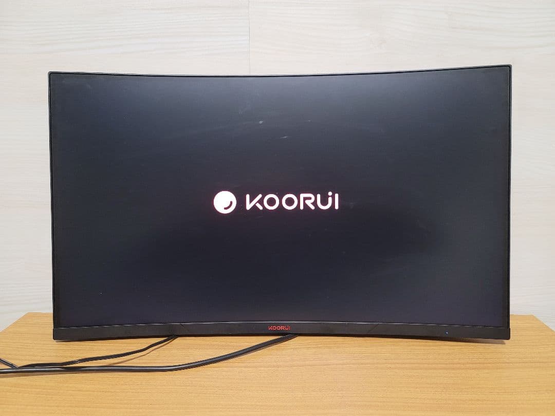美品　KOORUI 27インチ　WQHD　144Hz 湾曲ゲーミングモニター