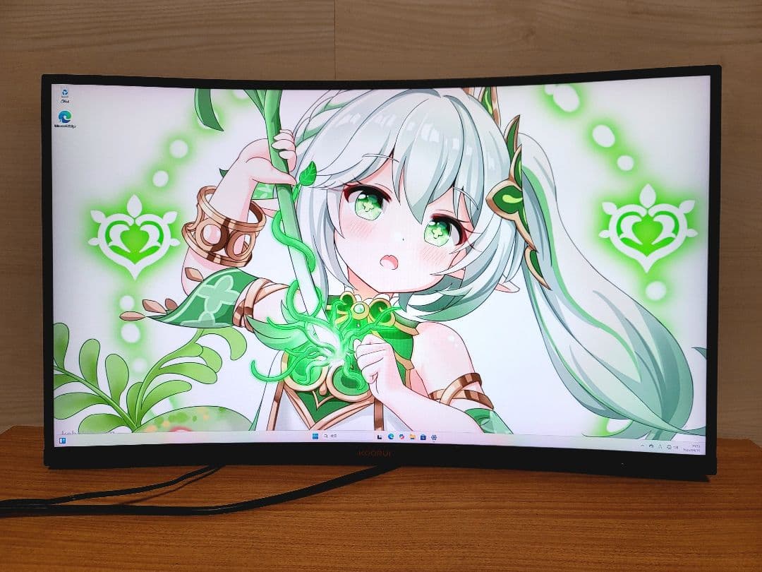 美品　KOORUI 27インチ　WQHD　144Hz 湾曲ゲーミングモニター