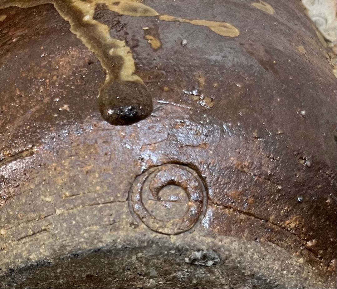 稀少珍品☆蛸彫刻付き 古い花瓶 陶器焼物 作家在銘 詳細不明 約30cm