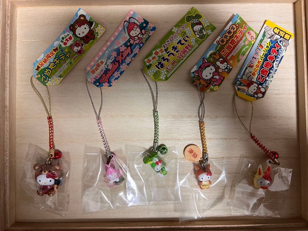 ご当地キティ　ハローキティ ストラップ セット　52個　まとめ売り