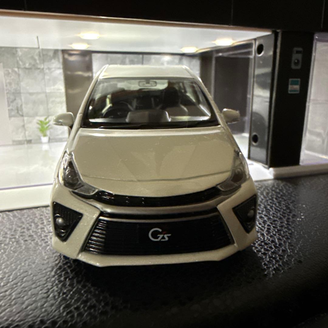 プリウスα G'sのミニカー