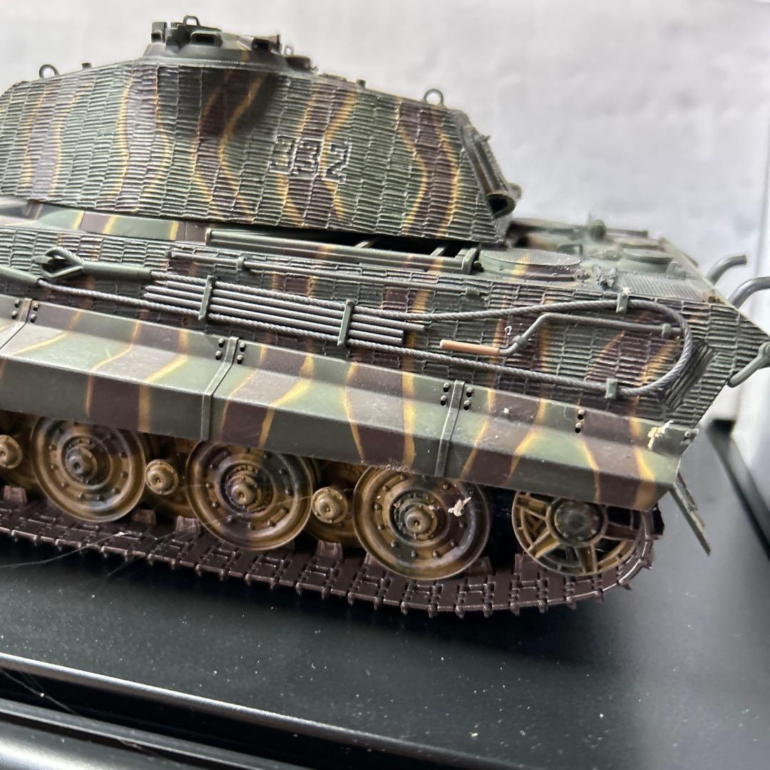 キングタイガー　1/35 新品未使用品 イエローとの2台まとめて