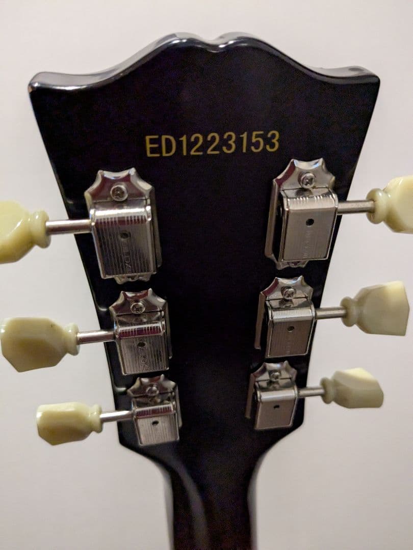 Edwards ED1223153 サンバースト エレキギター ハードケース付き