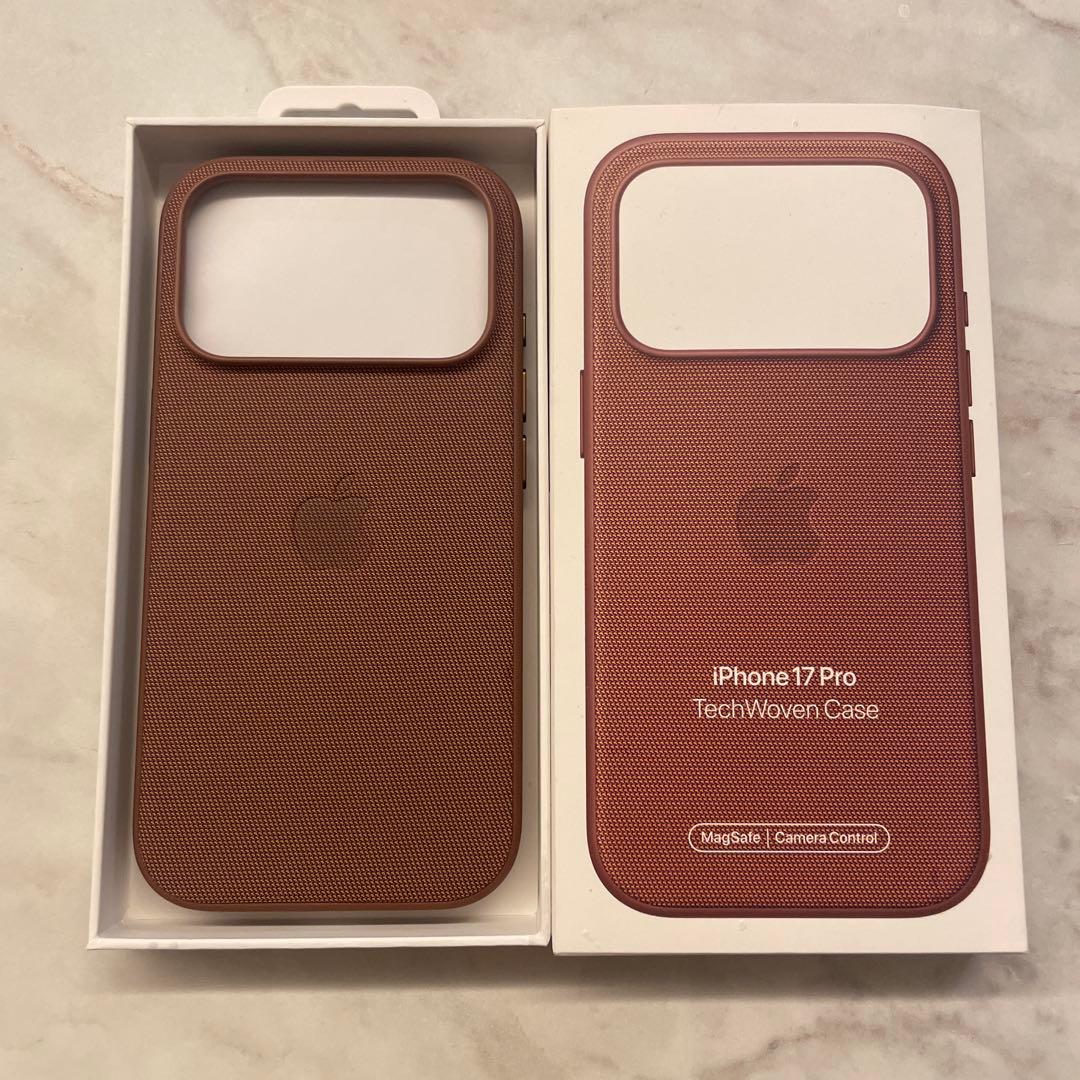 iPhone 17 Pro Tech Woven Case ブラウン