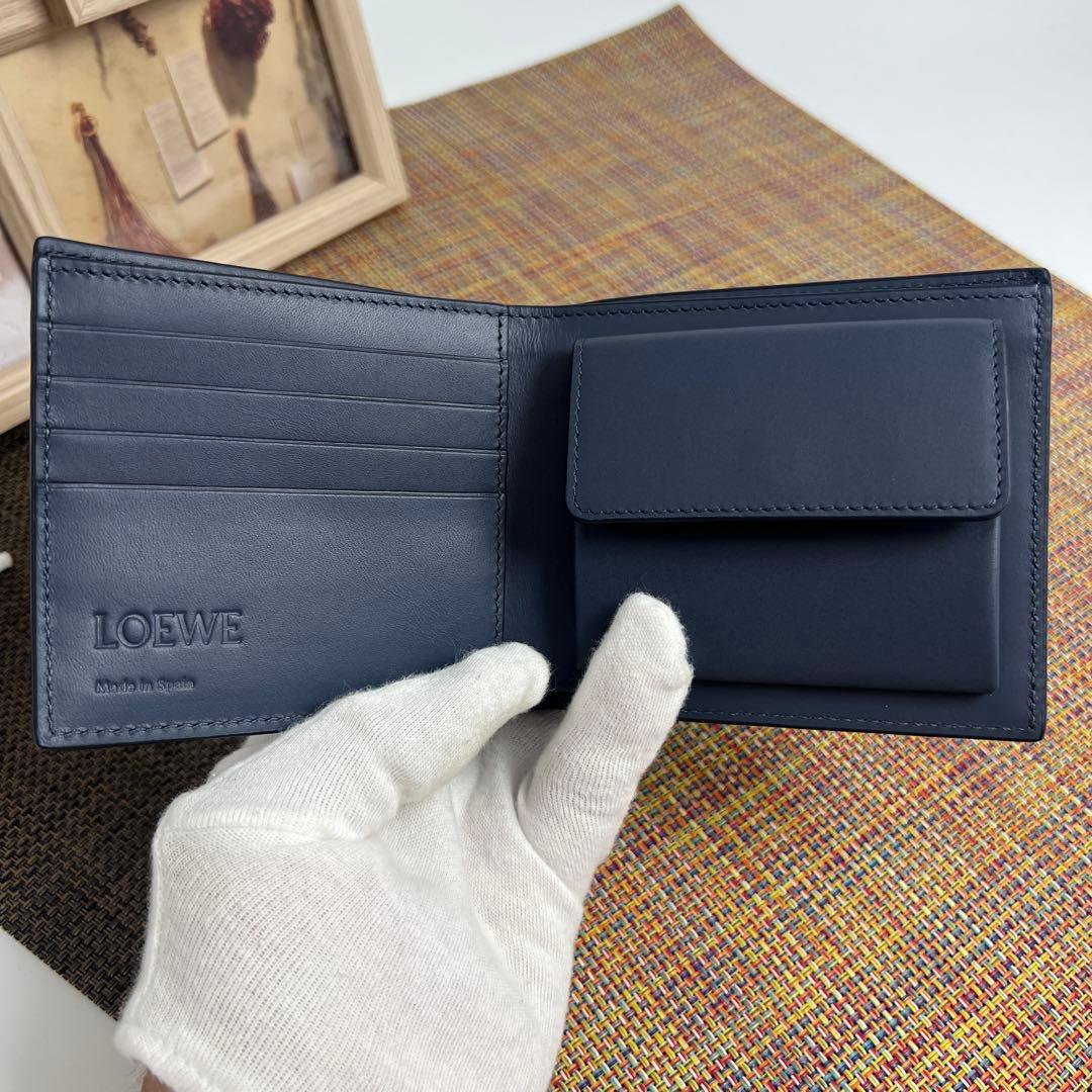 ✨極美品✨ LOEWE ロエベ バイフォールド　ウォレット　サテンカーフ