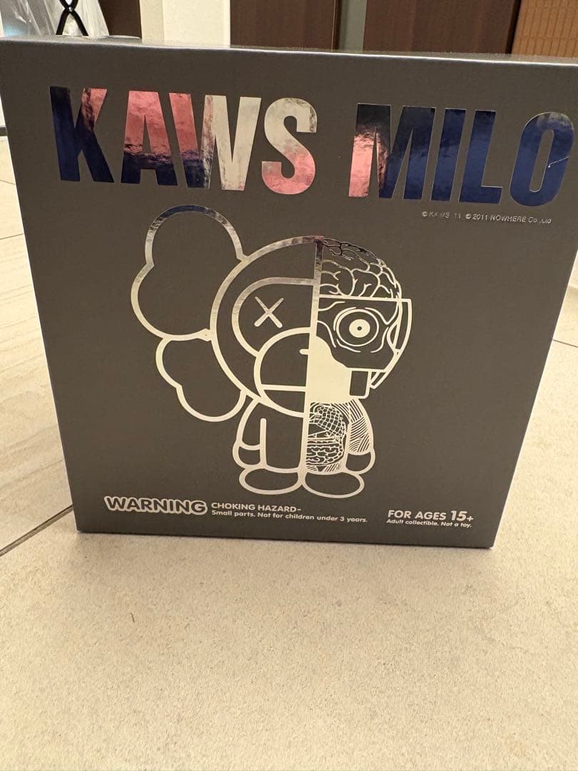 kaws×ape オリジナルフェイクmilo 正規品 カウズマイロ