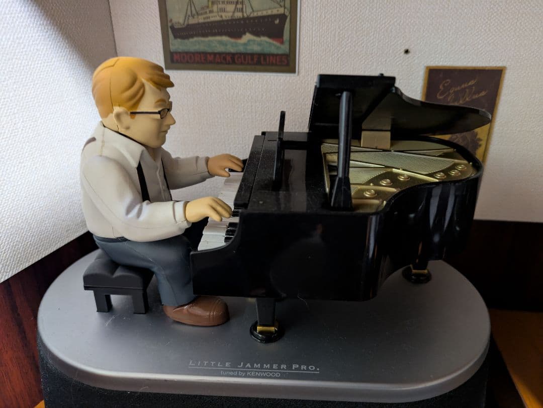 リトルジャマープロ＆ボーカリスト＆美空ひばり＆カバー付きディスプレイラック