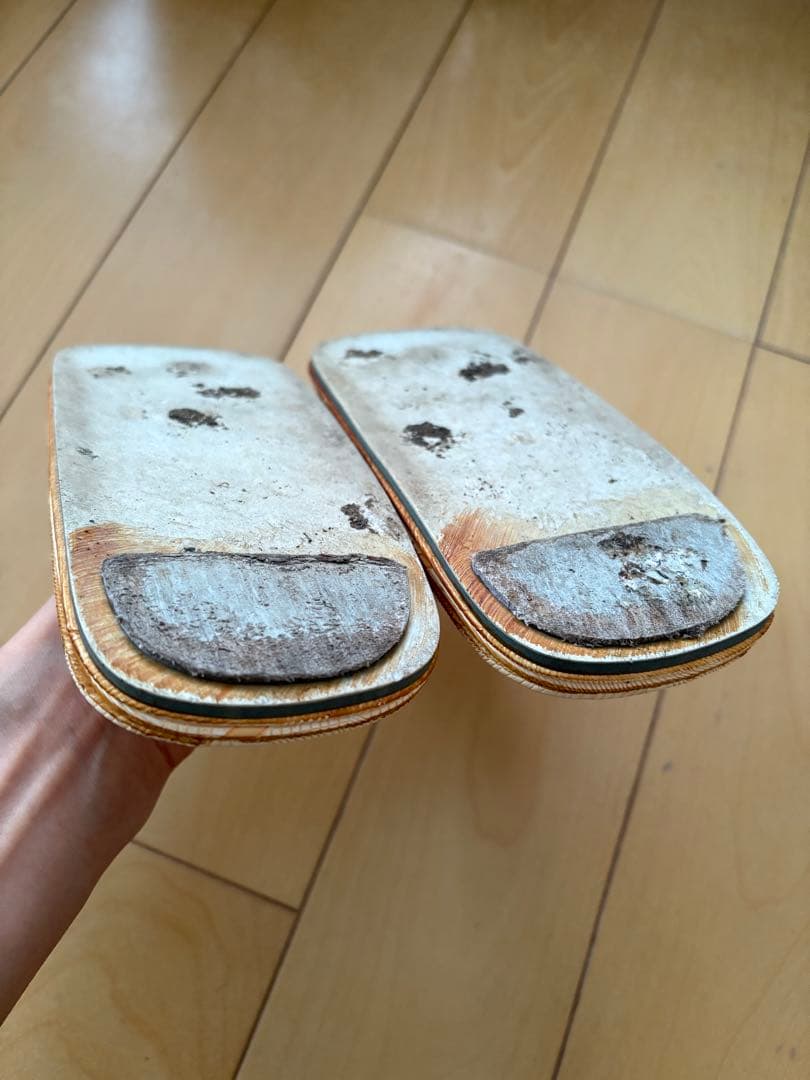 七五三　五歳　男の子袴セット一式　小柄　黒に緑　華やかな袴