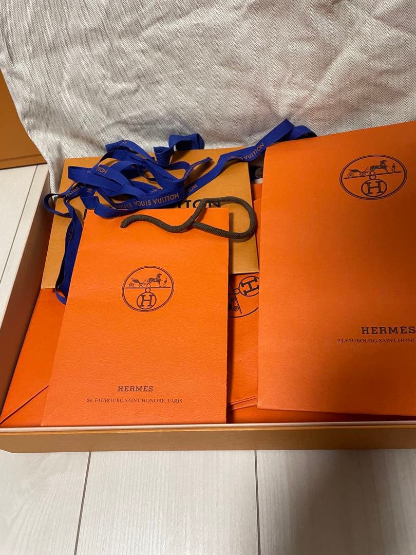 LOUIS VUITTON エルメス　大量袋　箱