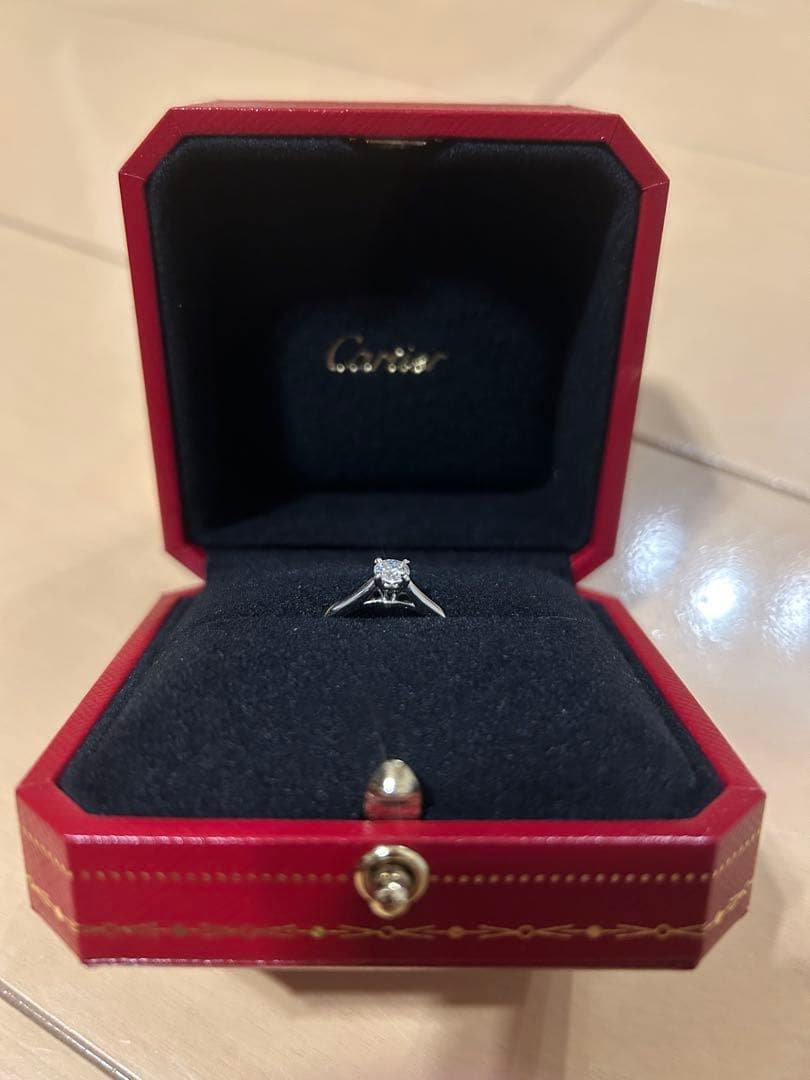 ［孫悟空］カルティエ　Cartier 婚約指輪　8号