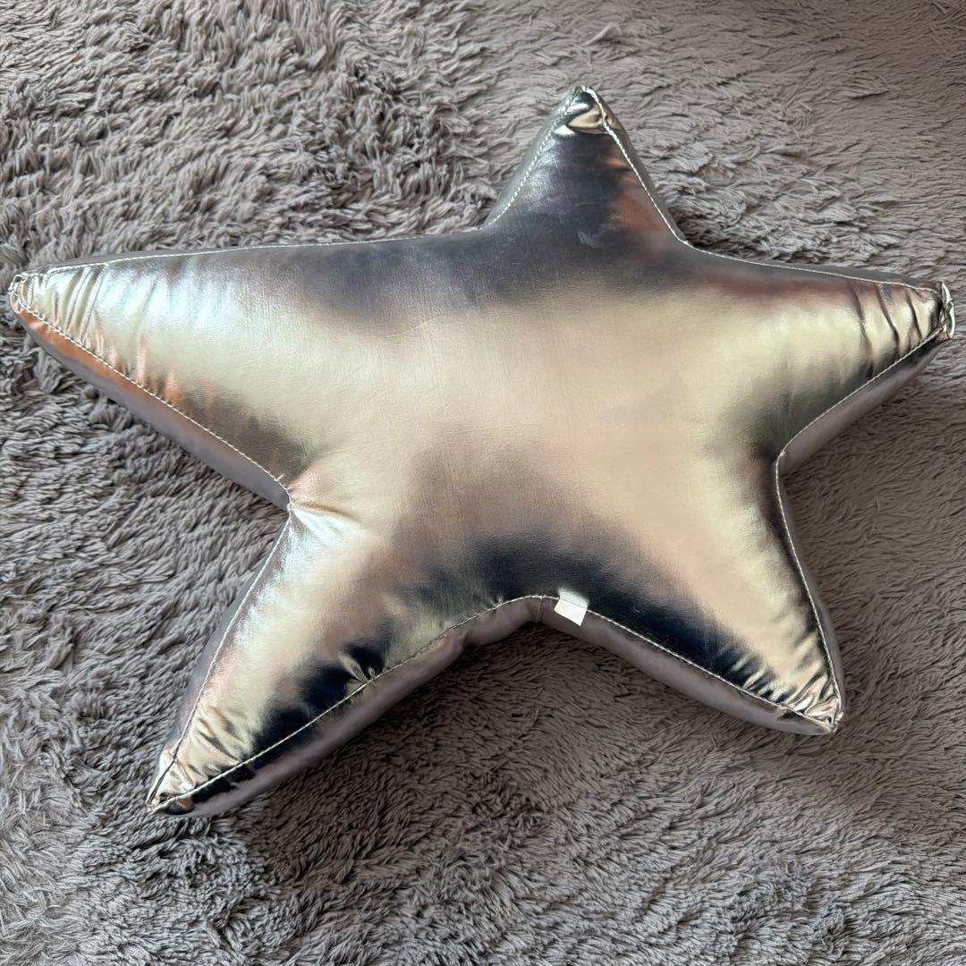 LISA alterego クッション