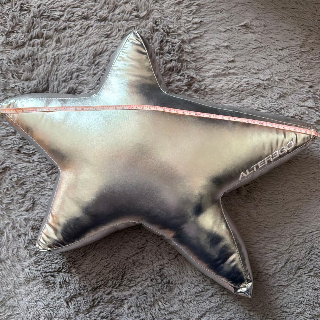 LISA alterego クッション